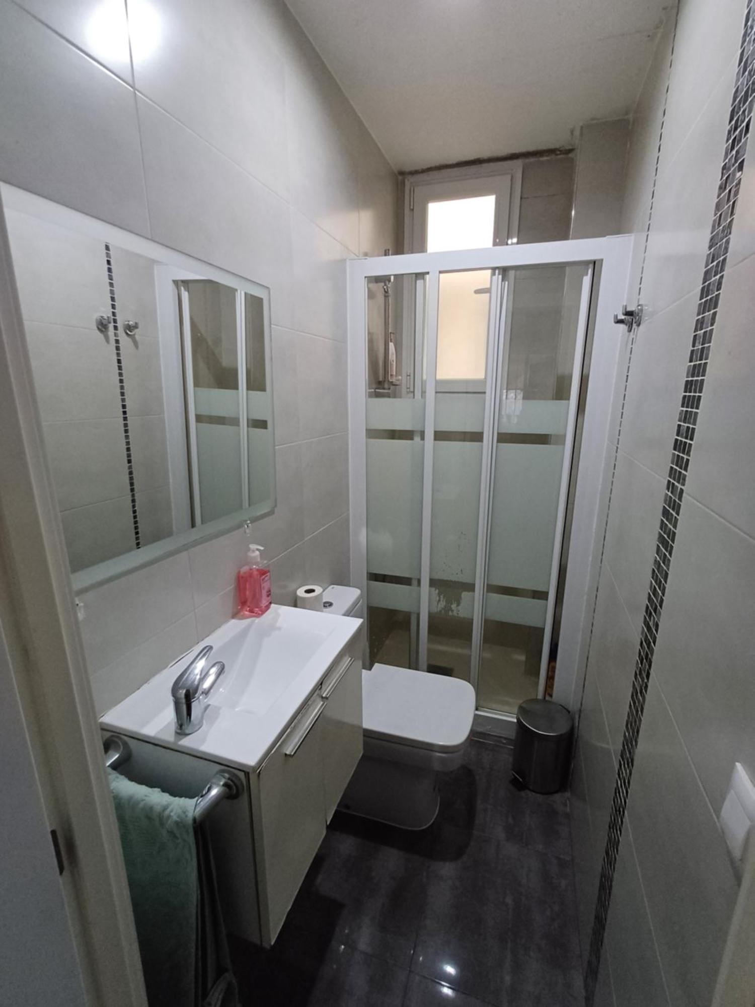 Room En Madrid Pacifico Екстер'єр фото